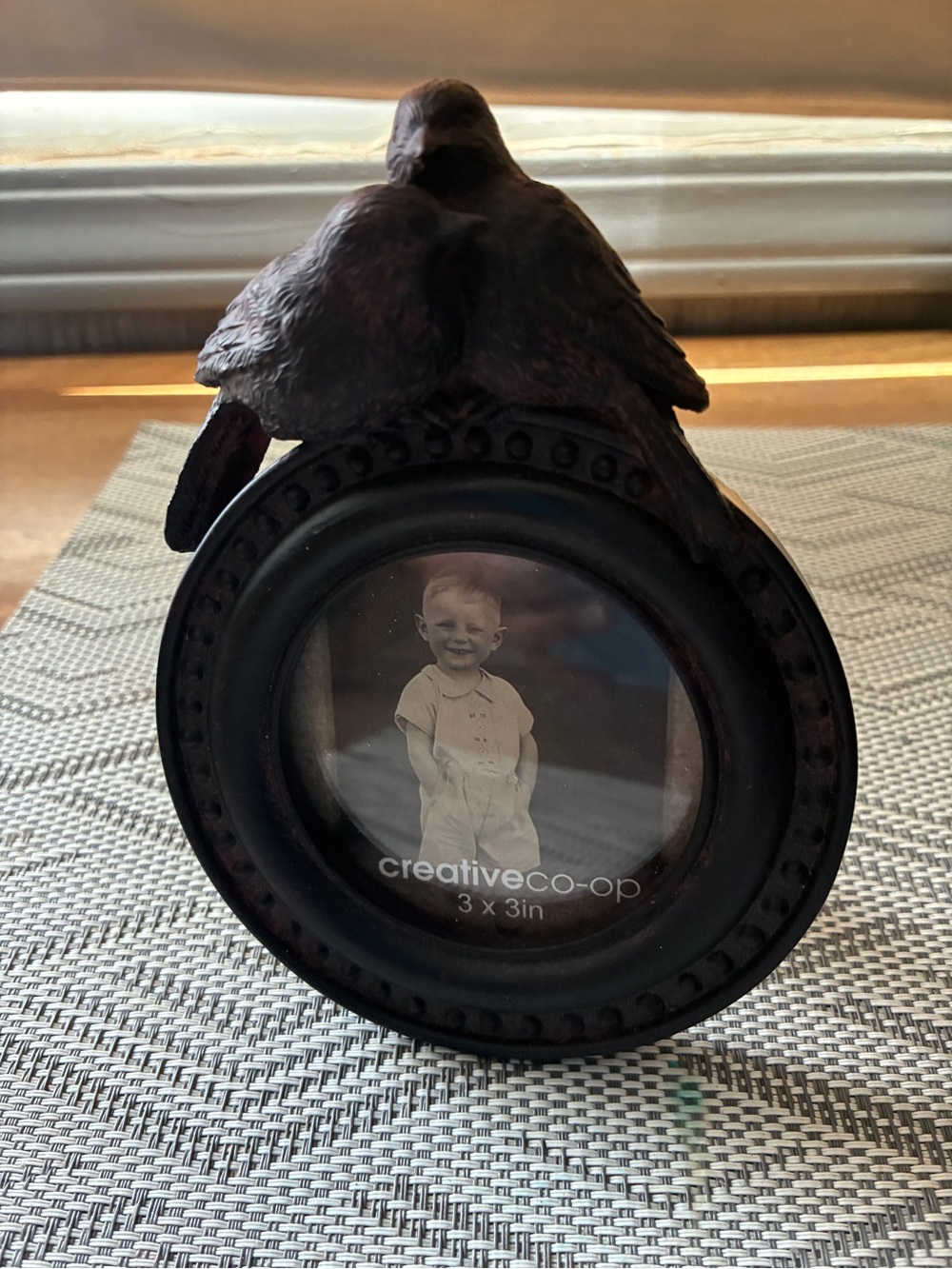 Creative Co-Op Black Round Frame with Bird Accent